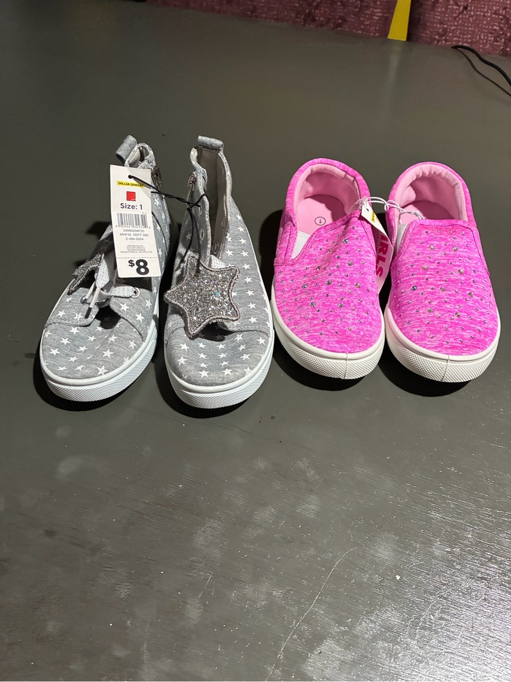 Kids Slip-On Sneakers in Pink and Gray - size 1 nwt